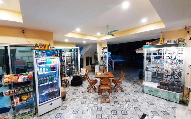 Him Doi House