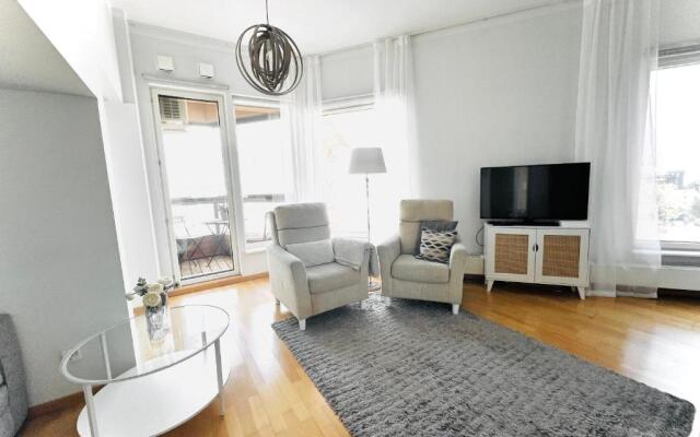 Lootsi apartment with sauna, next to Old Town, City Center, Port