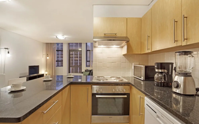 Fountain Suite 906