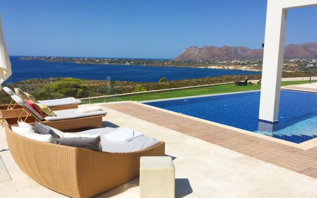 Villa Jamila by Cura Villas Collection