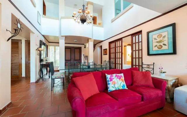Villa De Palma - Oceanfront Community w Generator