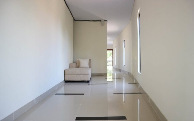 Tri Homestay Kuta – Guest Rooms – Kuta