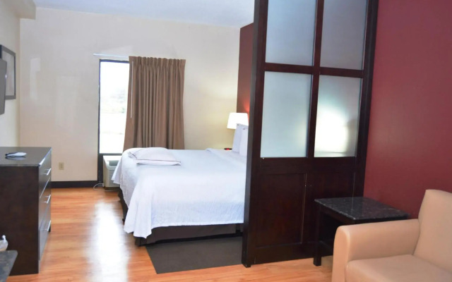 Red Roof Inn PLUS+ & Suites Chattanooga - Downtown