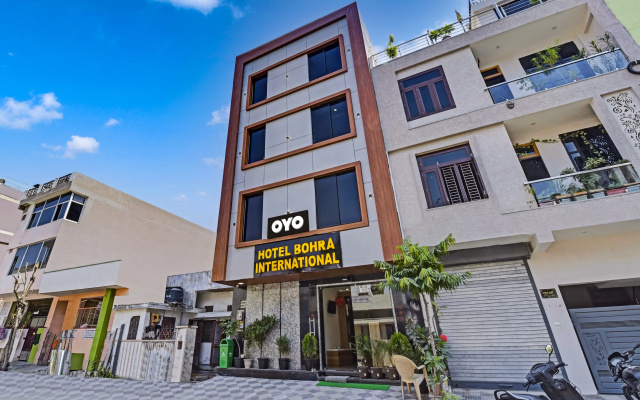 Fabhotel Bohra International