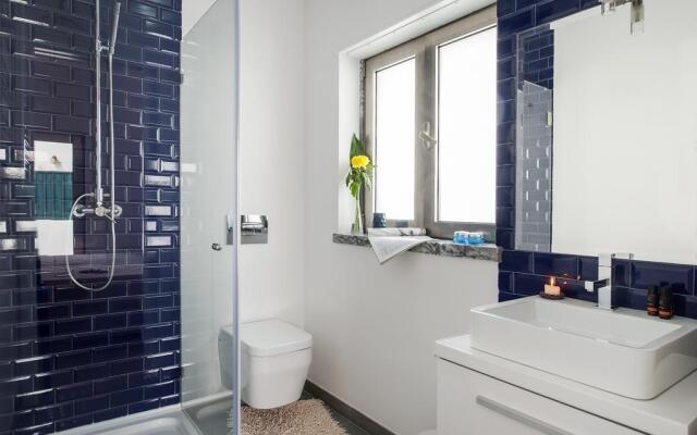 Beachouse - Surf, Bed & Breakfast