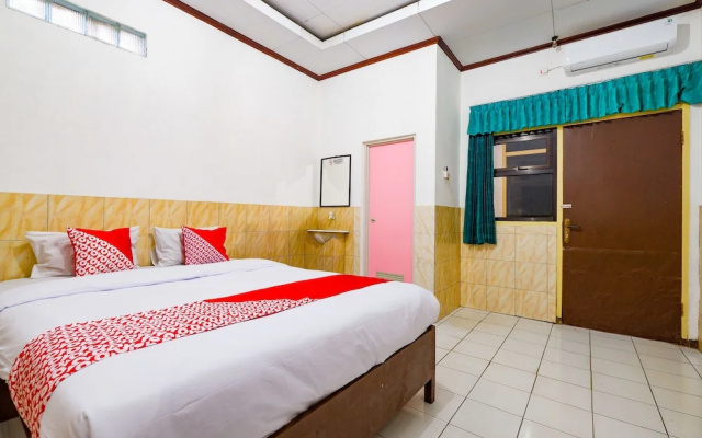 OYO 2855 Sartika Hotel Pati