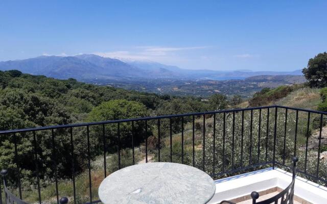 Villa Anemos - Beautiful 4 bed villa with pool