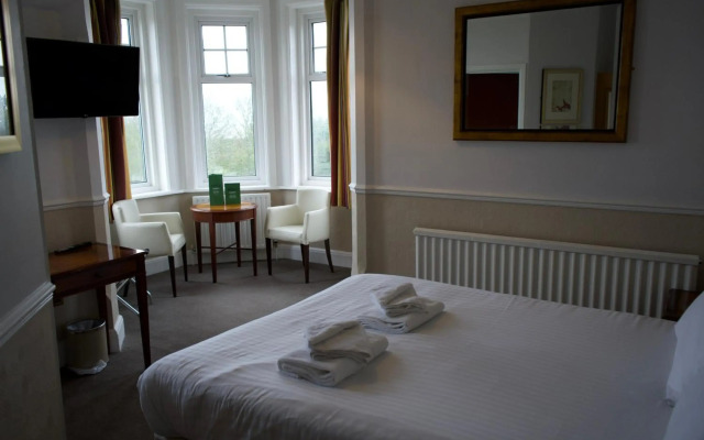 North Shore Hotel & Golf Club