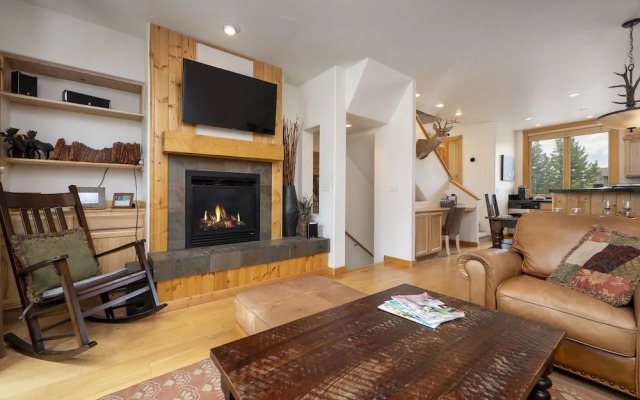 Willows Way 106 3 Bedroom Townhouse by RedAwning