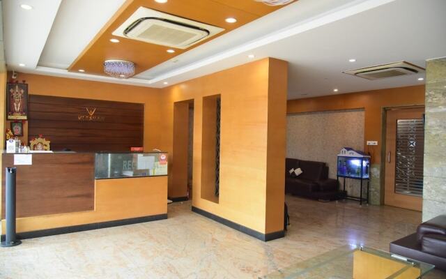 Hotel Varshan International