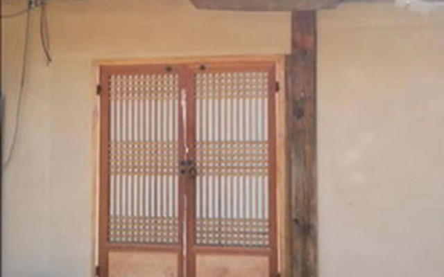Moji Guest House