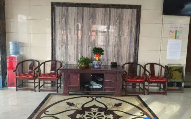 Xinlongtai Business Hotel (Cangzhou Qingfenglou)