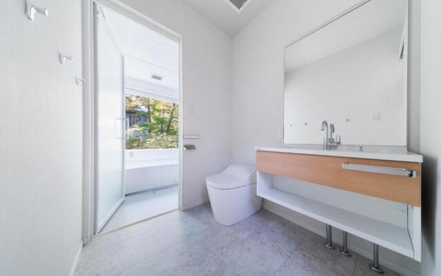 Sanzan Chalet by Hakuba White Fox Company