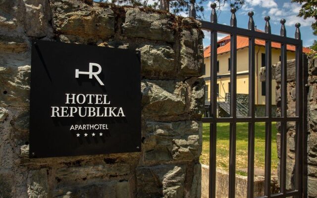Hotel Republika