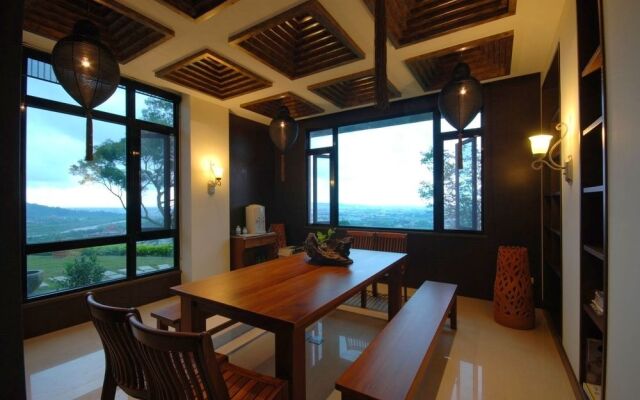 Azure Villa