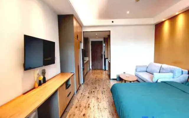 Yantai Baihe Couple Theme Homestay