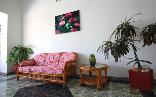 Hotel On Vacation Coral Flower
