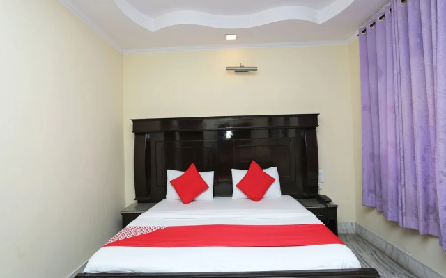 OYO 12400 Hotel Prem