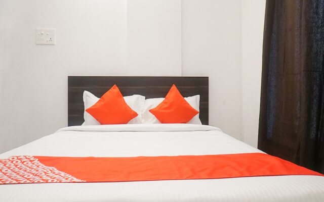 OYO 14618 Scholars Inn