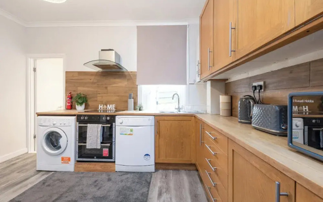 Rochester Retreat - Charming 3 Bedroom House