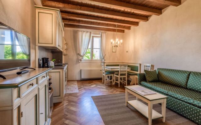 Villa Vitas (SSL100)