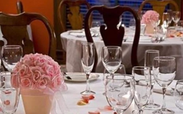 Gateways Inn & Restaurant