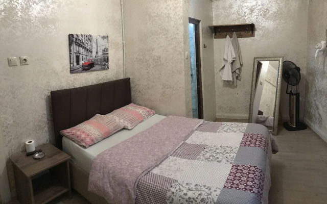 Saray Otel