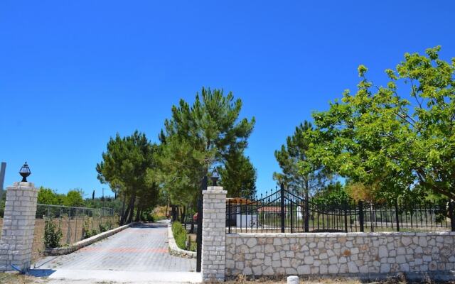 Alexandra Apartments