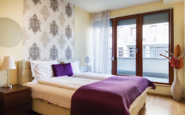 Trendy Deluxe Apartments