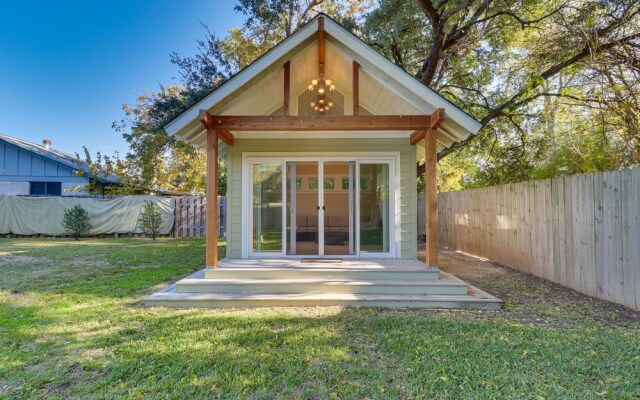 Texas Retreat w/ Patio, Fireplace & Fenced-in Yard