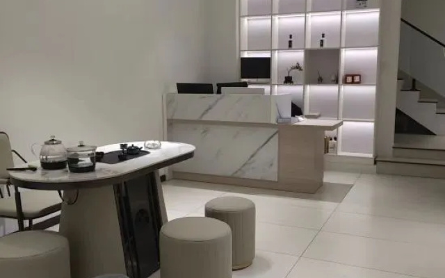 Serenly Bright Moon | 270° Sea View Resort and Observation Boutique Guesthouse (Dali Erhai Store – Guest Rooms – Dali