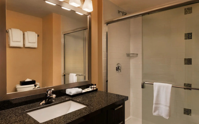 Executive - The Inn at Whistler Village