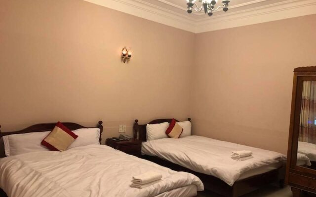 Hong Lan Hotel