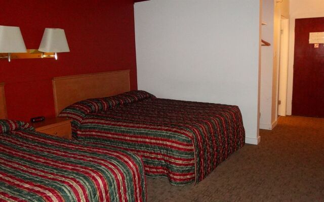 Grizz Hotel