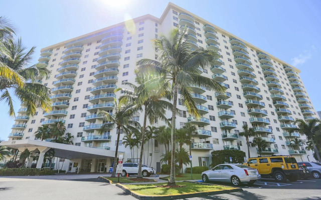 OceanView Sunny Isles Luxury Condos