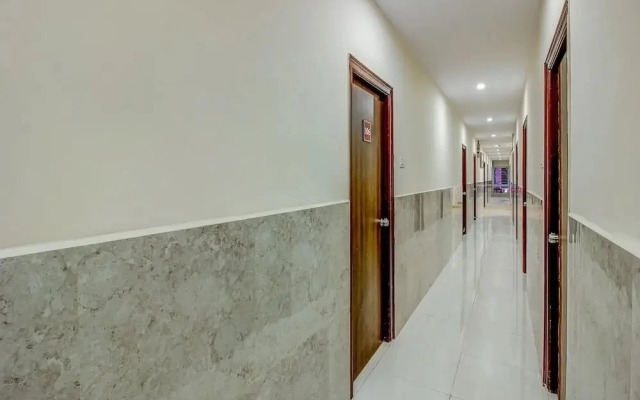 Hotel Dove by OYO Rooms