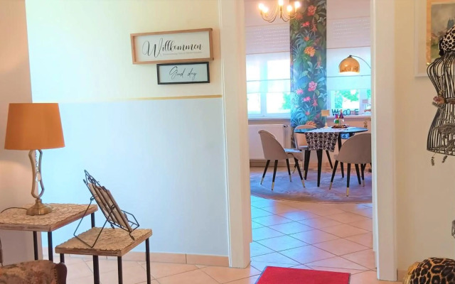 VILLA FREIA Dresden & Großer Garten Wohlfühlfactory by Freia