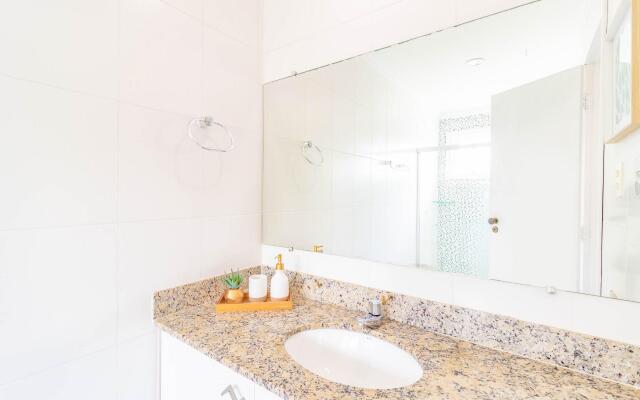 PF22 Ótimo Apartamento 2 Suítes - Praia do Forte