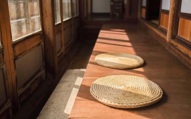 Kominka guest house YUINOYA