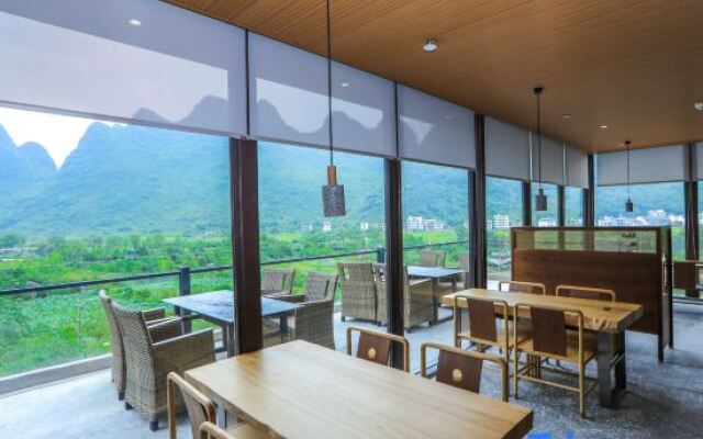 Yangshuo Chashi Hotel (Yulonghe Jiuxian Wharf Branch)