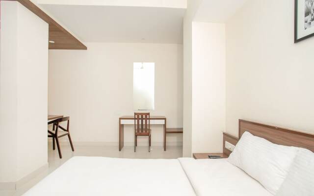 OYO 11308 Benhur Pride Hotel
