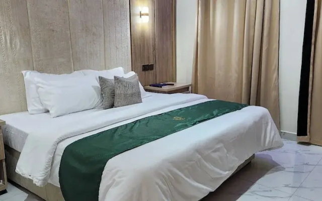 Greenview Hotel and Apartment