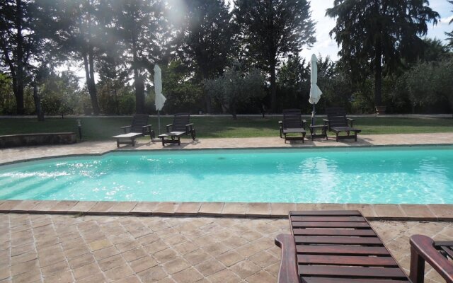 Podere Caldaruccio La Pineta Villa 22 People