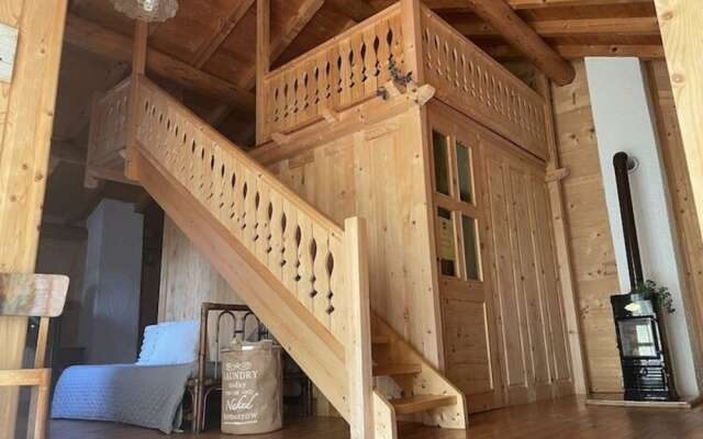 Belvilla by OYO Hilltop Chalet in Lamon With Views