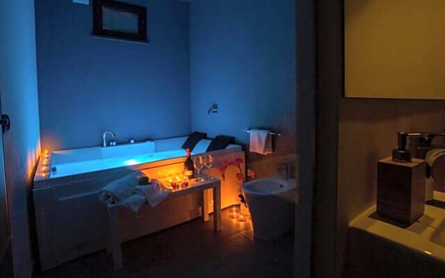 ETNEA 208 LUXURY JACUZZI SUITE Catania