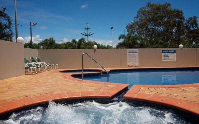 Holiday Resort Apts in Surfers Paradise