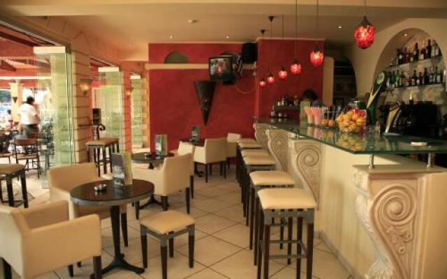 Apollon Annexe