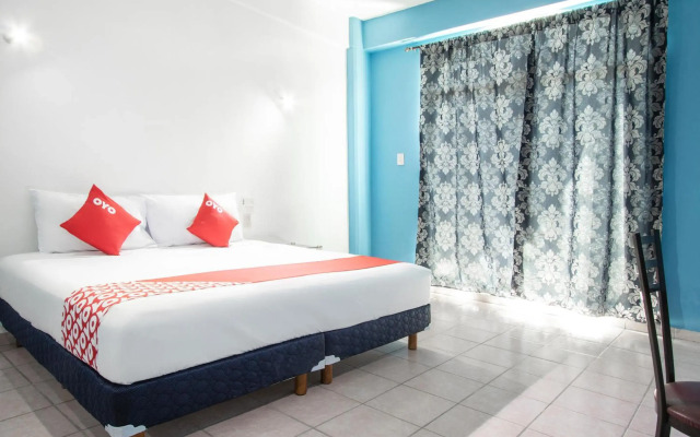 OYO Hotel Estacion,José Cardel,Parque Central Revolución