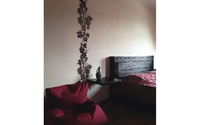 Vazi Hotel
