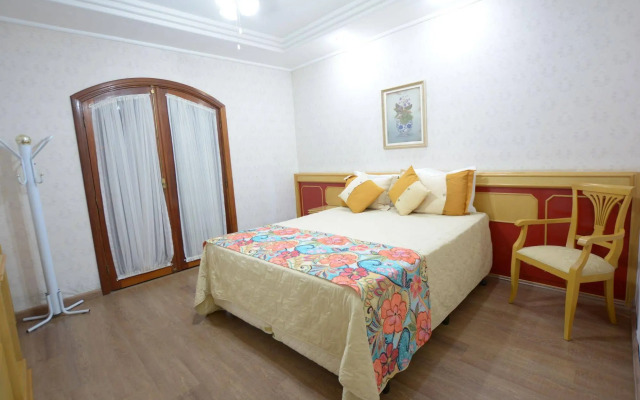 Biazi Paradise Hotel